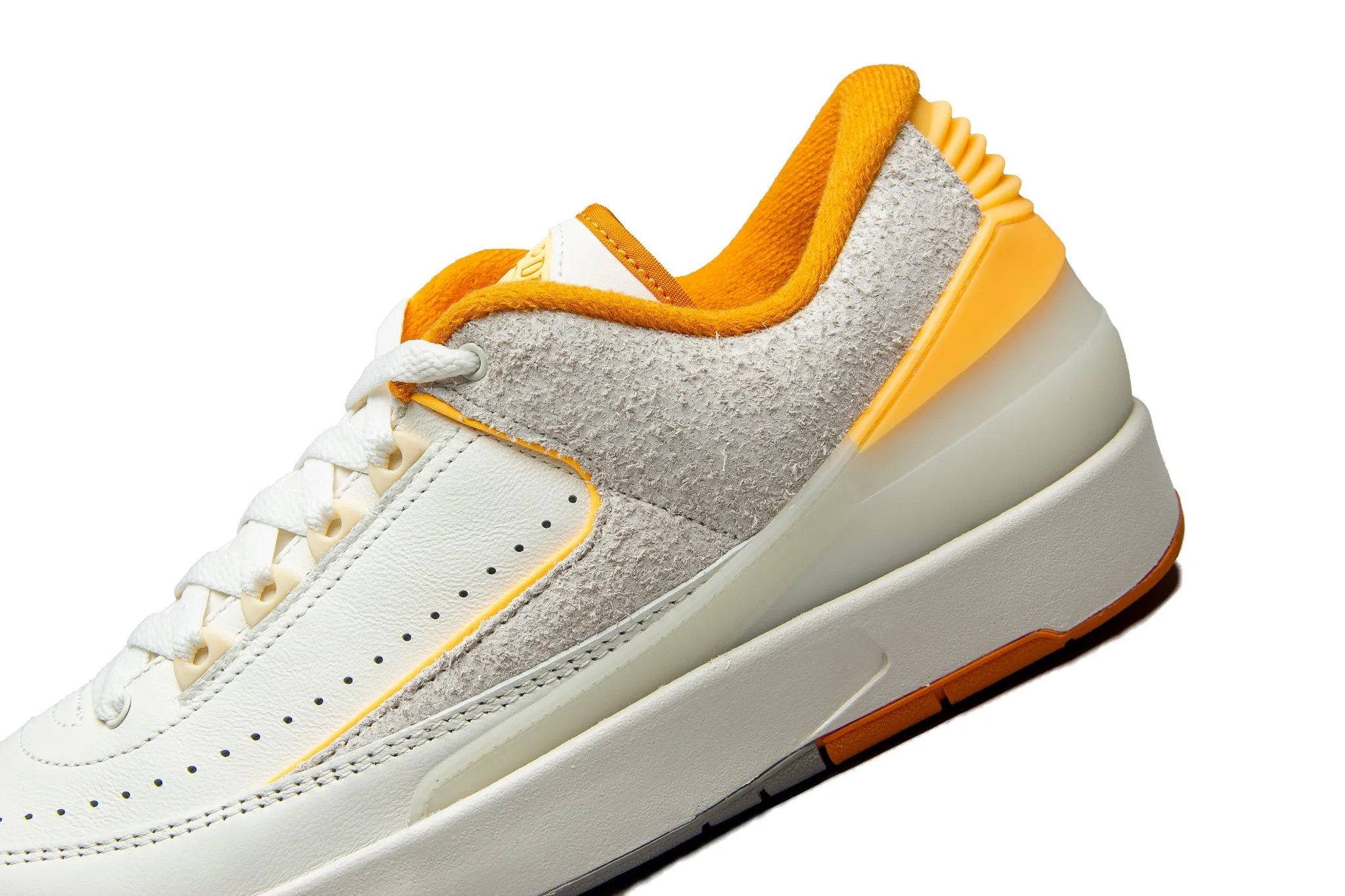 Air Jordan 2 Retro Low "Melon Tint" - Men