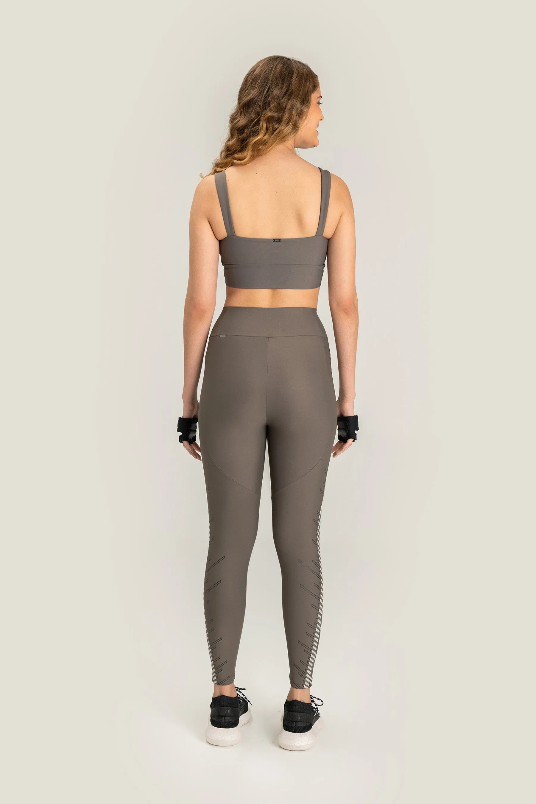 Break Band Mid Sports Bra