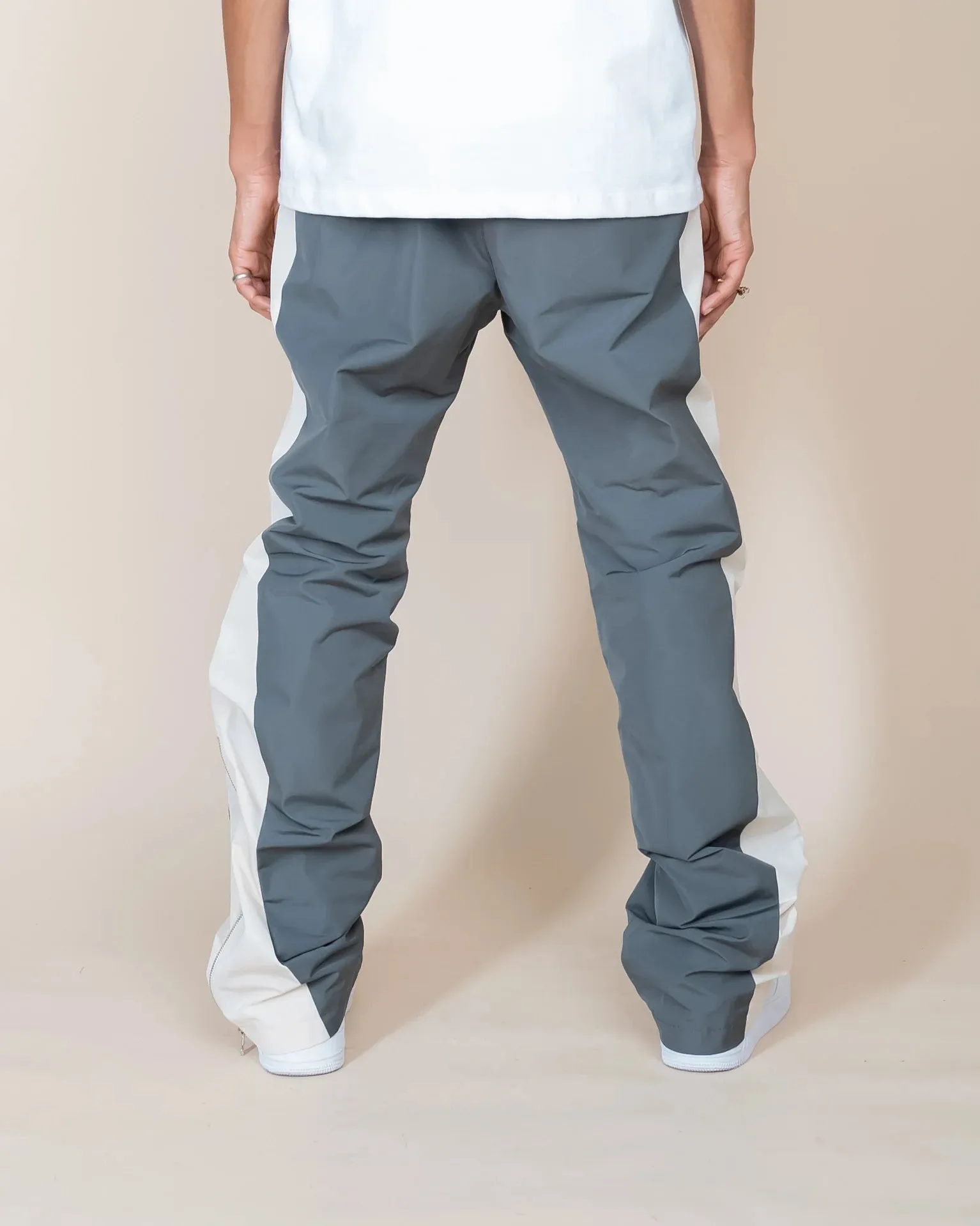 EPTM NANDO FLARE PANTS BLACK GREY