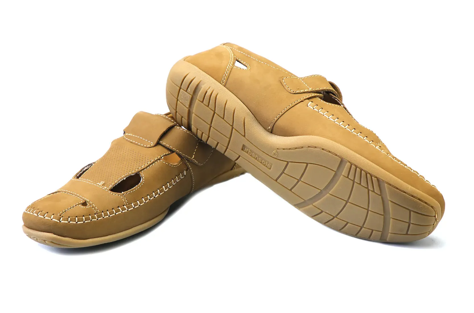 Certainly! To optimize the title of the e-commerce product Sandal RF-2152 in English with modifiers, you could use:

RF-2152 Comfortable Lightweight Sandals for Men/Women - Casual Summer Footwear

This title includes modifiers such as comfortable, lightweight, casual, and summer footwear to give potential customers more information about the product. You can adjust the gender specification based on your target audience.