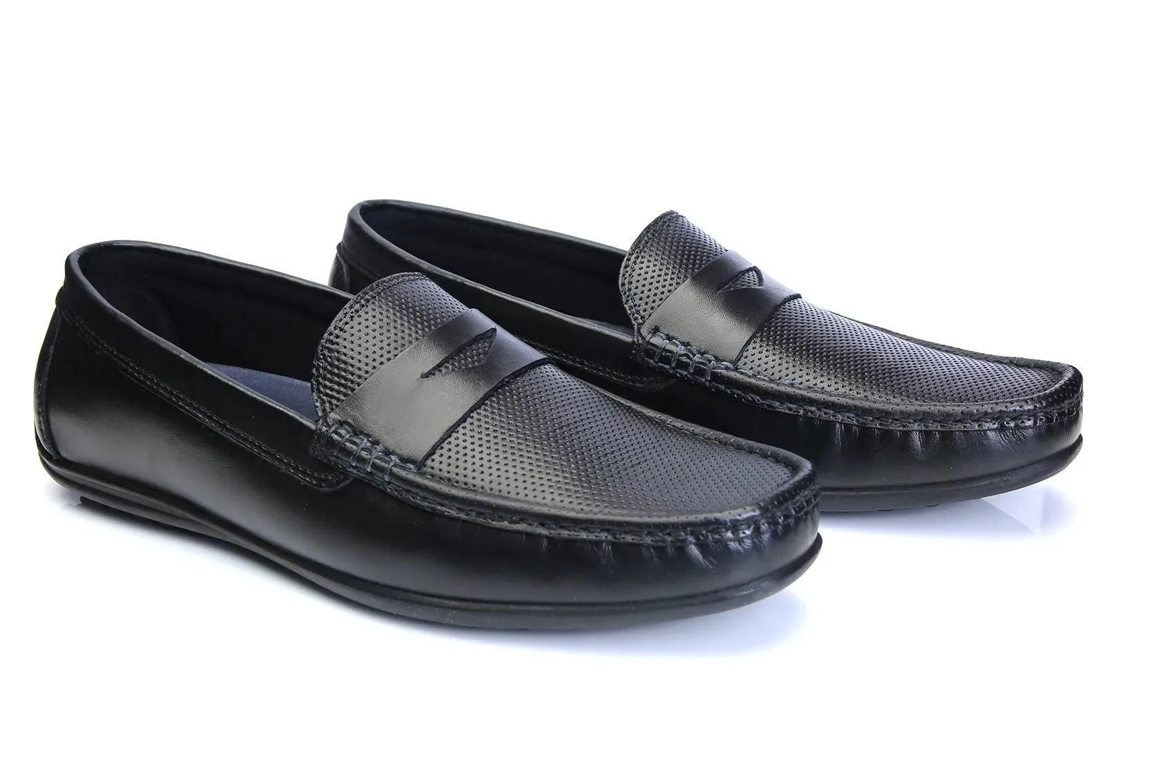 Sure! Here’s an optimized title for the e-commerce product Shoe Moc US-UM-2352:

Stylish Comfortable Mens Moccasin Shoes - US-UM-2352 - Perfect for Casual Wear

Feel free to ask if you need any more modifications or additional information!