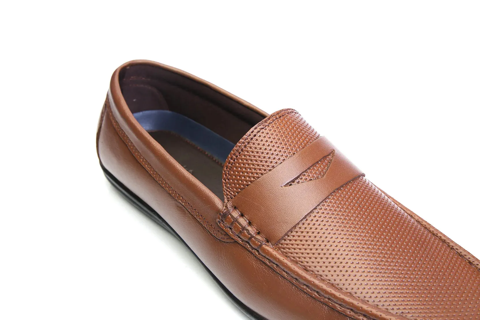 Sure! Here’s an optimized title for the e-commerce product Shoe Moc US-UM-2352:

Stylish Comfortable Mens Moccasin Shoes - US-UM-2352 - Perfect for Casual Wear

Feel free to ask if you need any more modifications or additional information!