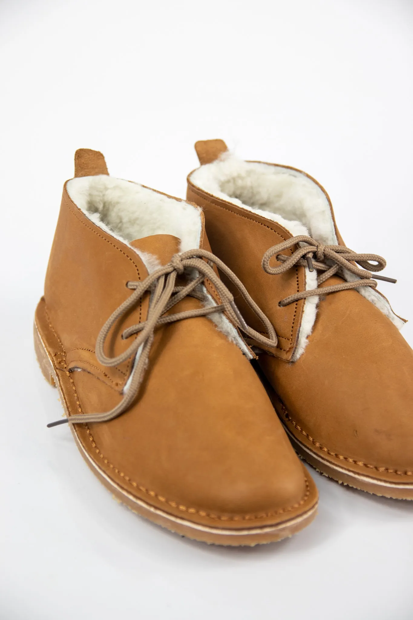 Unisex Genuine Leather Wool Vellies (Tan)